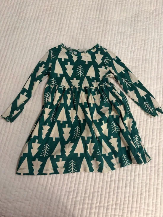 Hanna Andersson Teal and Cream Christmas Tree Print Long Sleeve Dress