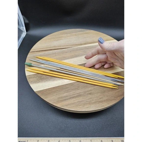 Lot Of Double Sided Knitting Needles Assorted Sizes‎