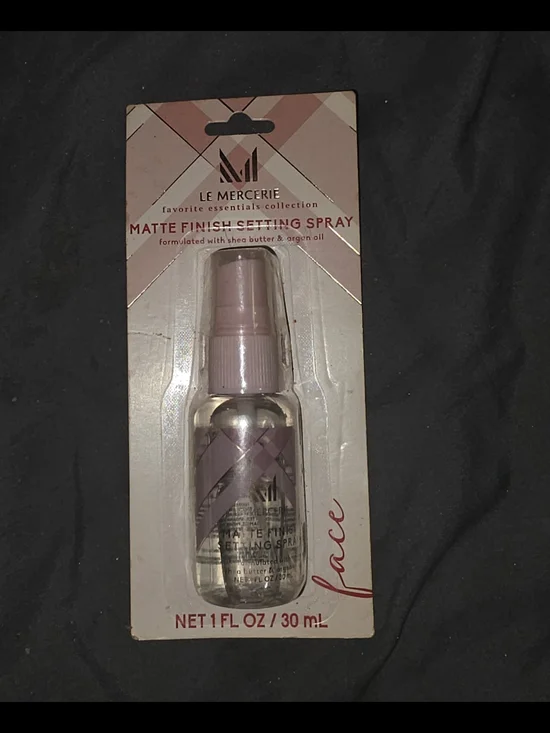 LeMercerie Matte Finish Setting Spray - 1fl Oz BNIB