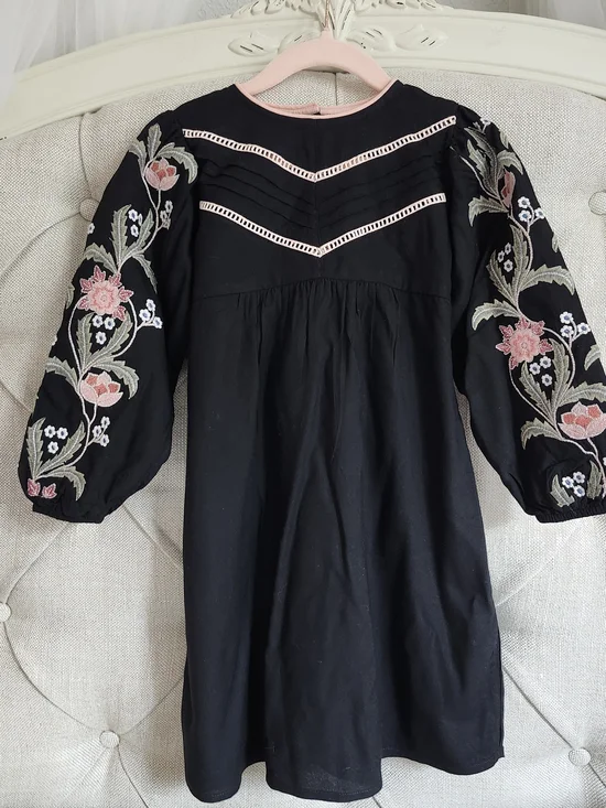 Bachaa Black Long-Sleeve Embroidered Floral Dress