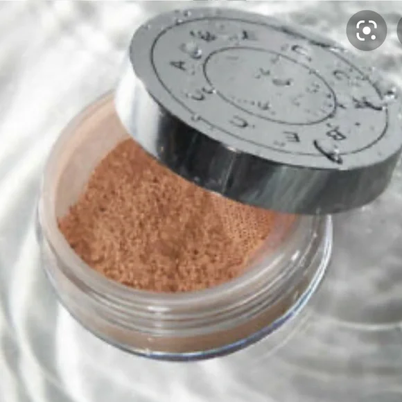 BECCA Cosmetics Hydra-Mist Set & Refresh Powder Golden Bronze $39 0.35oz NIB