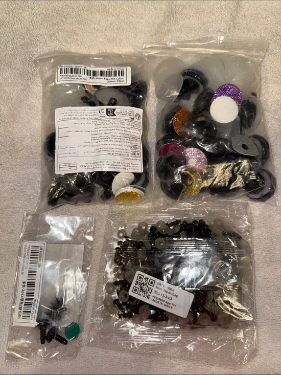 Bagged Craft Safety Eyes and Washers - Black with Colorful Caps