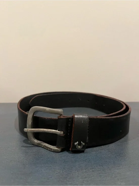 True Religion Unisex Black Leather Belt with Silver-Tone Buckle
