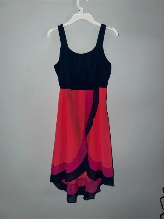 paper doll Black Bodice with Red and Pink Colorblock High-Low Dress