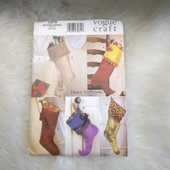 VOGUE 7375 Christmas Stockings In 5 Styles Designed By Dawn Anderson