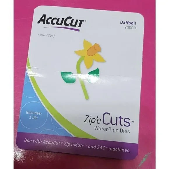 Accucut Wafer Thin Flowers Die Set