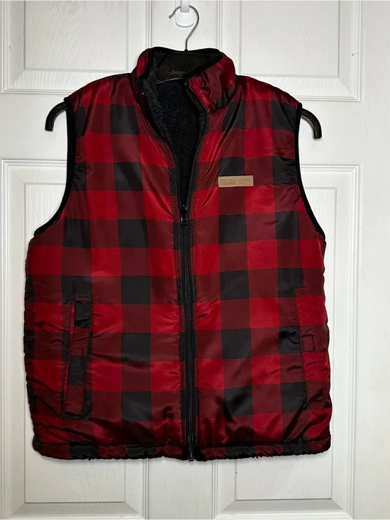 Buffalo David Bitton Youth Large 14/16 Red Plaid Reversible Puffer/Sherpa Vest