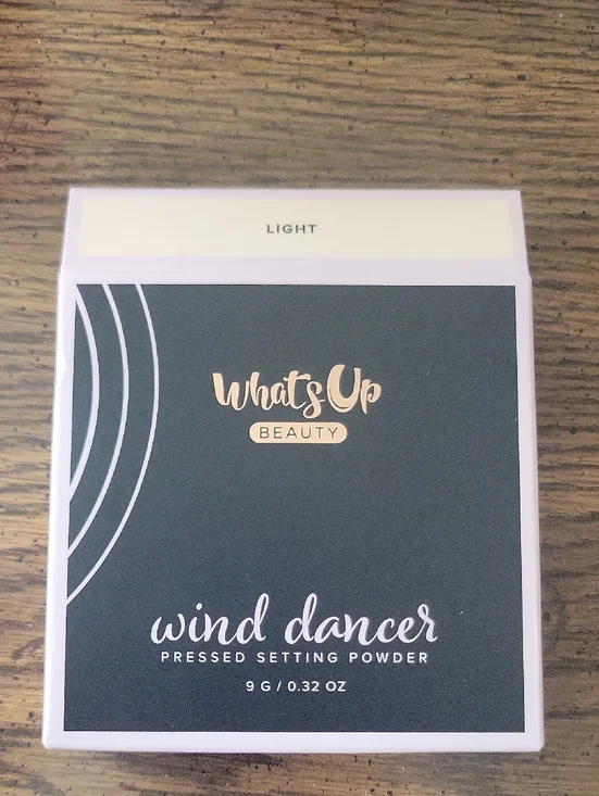 Wind Dancer Pressed Setting Powder - Light