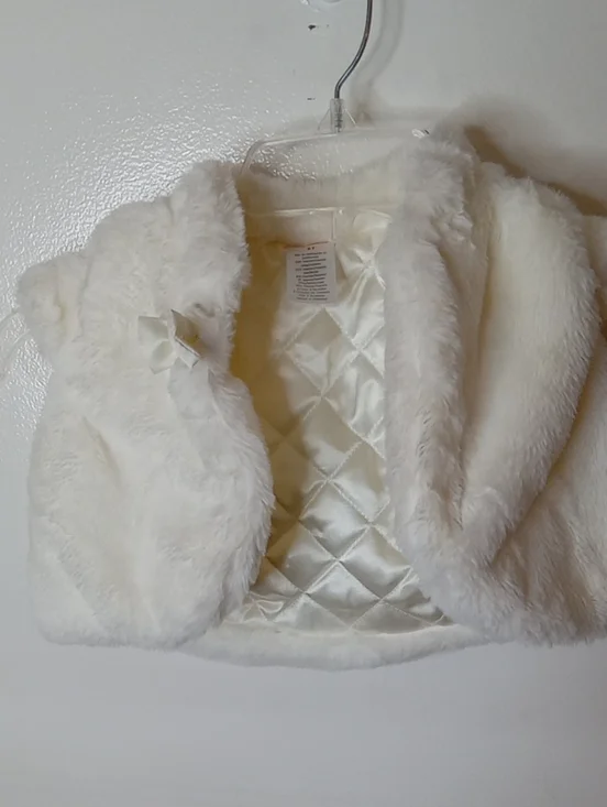 Gymboree Girl's Size 5T White Faux Fur Cropped Bolero with Satin Lining Dressy