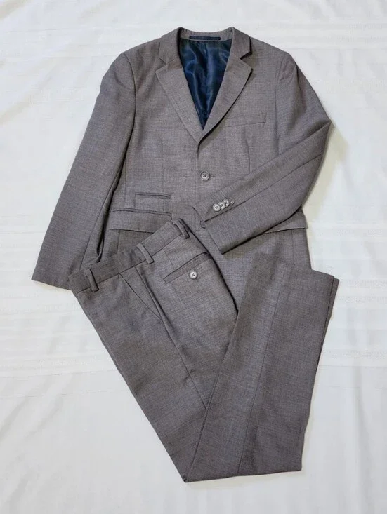 Isaak MIZRAHI Boys 2-Piece Slim Cut Wool Blend Suit Set Charcoal