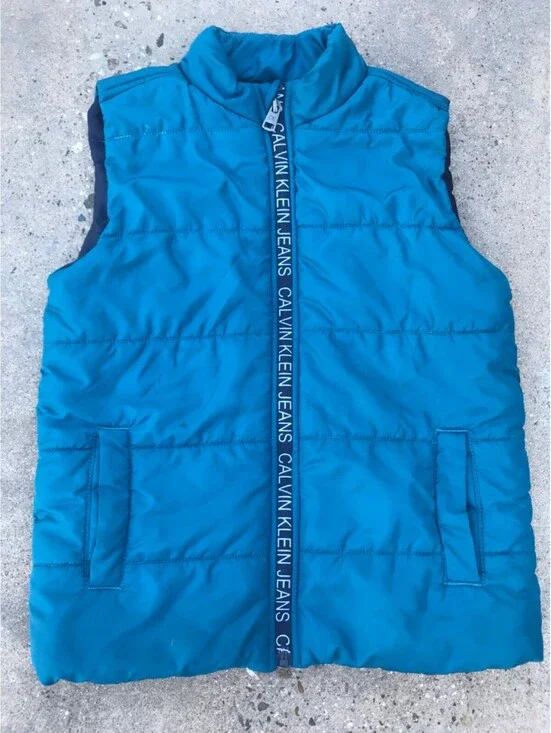 Calvin Klein Jeans Boys Teal Puffer Vest Size 6  Zip Pockets Logo Light Blue