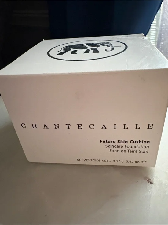 Chantecaille Future Skin Cushion Skincare Foundation - in AURA