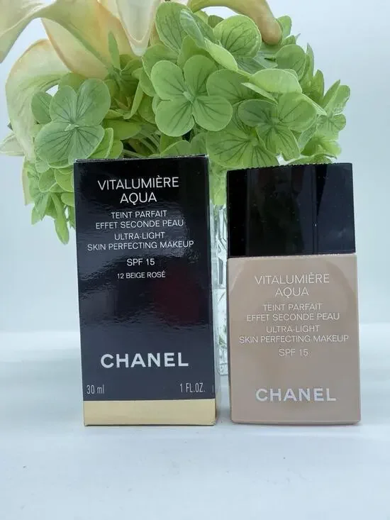 Chanel Vitalumiere Aqua Ultra-light Skin Perfecting Makeup Spf 15 12 BEIGE Rose