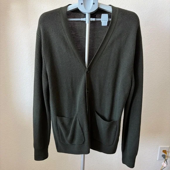 J. Crew Cardigan Mens Large Green 100% Merino Wool Destination V-Neck Sweater