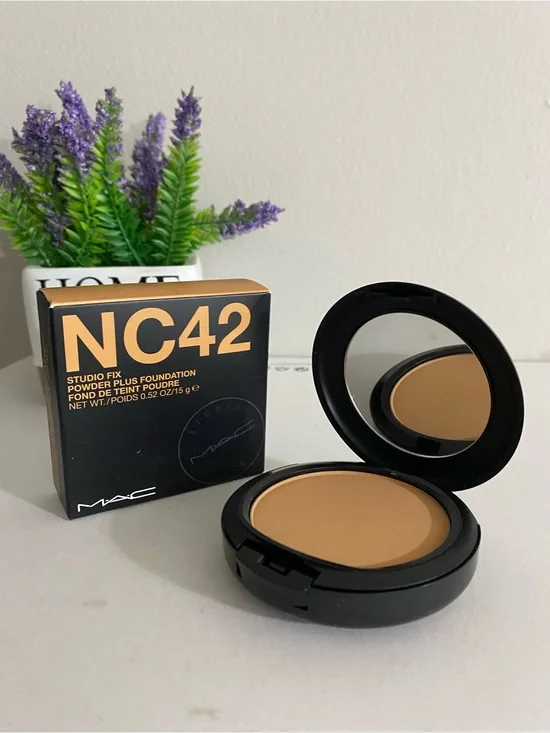 NC42~ MAC Studio Fix Powder Plus Foundation, 0.52 OZ, Original / Old Formula NEW