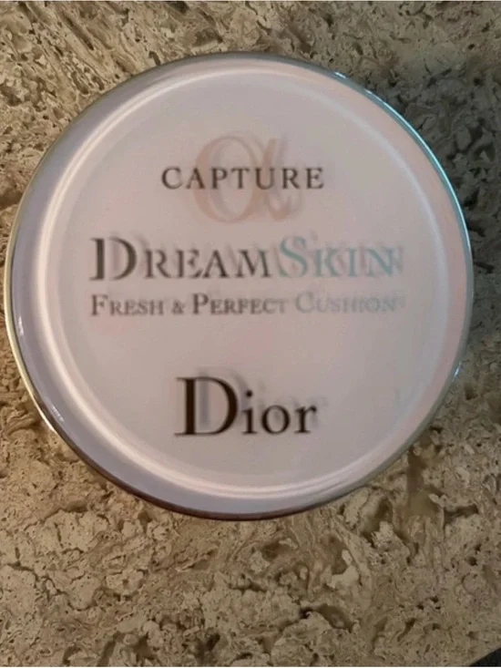 Dior Dreamskin Fresh & Perfect Cushion Compact - White Top with Silver Rim