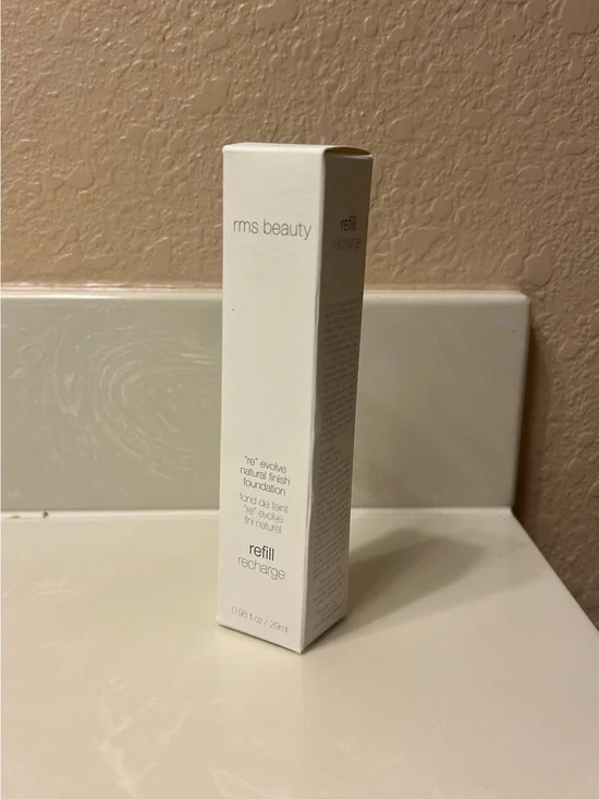RMS Beauty Foundation – Light Beige/Cream
