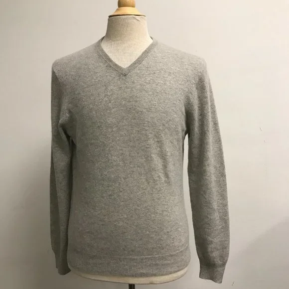 J Crew gray heather v neck cashmere sweater M classic