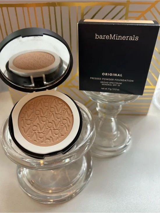 ✨🤎 bareMinerals Original Pressed Powder Foundation SPF 15 Medium Tan 18 NIB 🤎✨