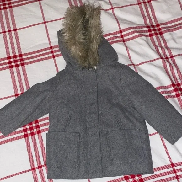Baby GAP Kids Gray Pea Coat with Faux Fur Trim on Hood. Size 2T