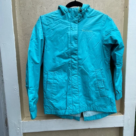 Columbia Aqua and Lime Jacket looks in new condition