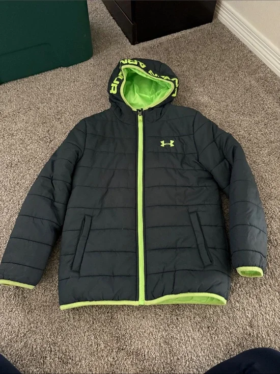 Under Armour Big Boys Pronto Puffer Jacket Youth Winter Gear Medium