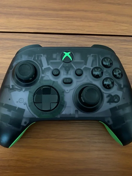 Wireless Controller - Black/Green