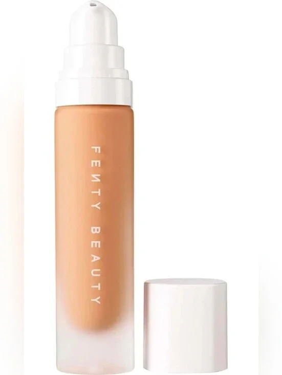 Fenty Beauty by Rihanna Pro Filt’r Soft Matte Longwear Liquid Foundation 260