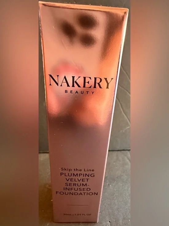 Nakery Beauty Skip the Line Plumping Velvet Serum Foundation Medium 1oz NIB