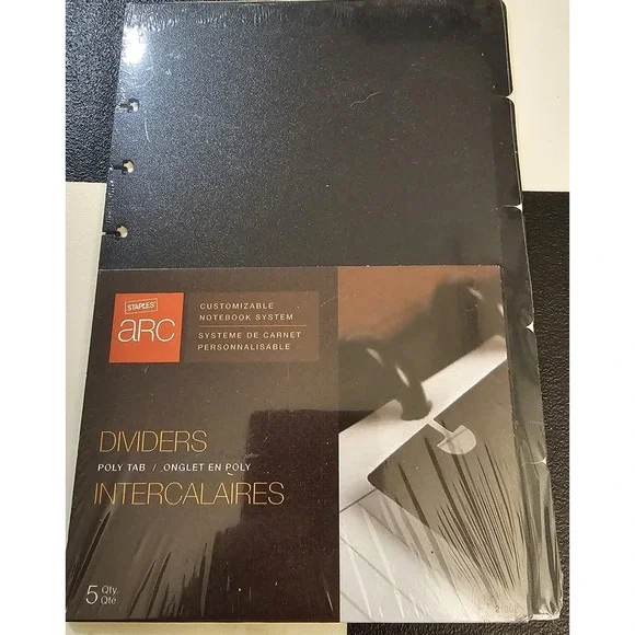 Staples‎ Arc Dividers