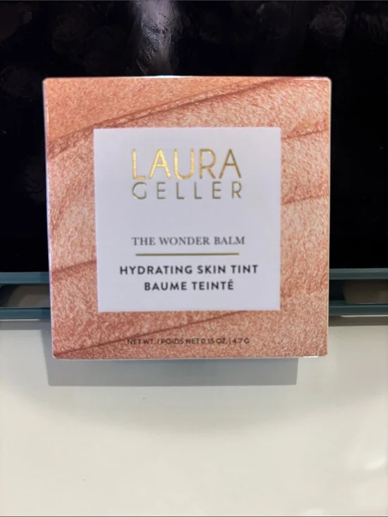 Laura Geller The Wonder Balm Hydrating Skin Tint - Rose Gold Packaging