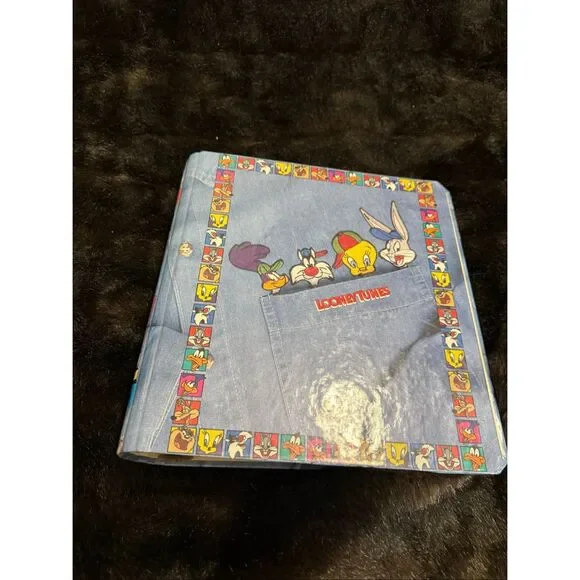 Vintage 1994 Looney Tunes Stuart Hall Pocket Folder road runner tweety bugs