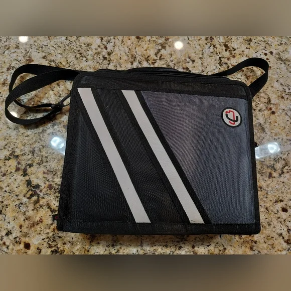 Case-it Z-Binder, 2in1, 1.5-Inch D-Ring Zipper, Grey, Black. Like New!
