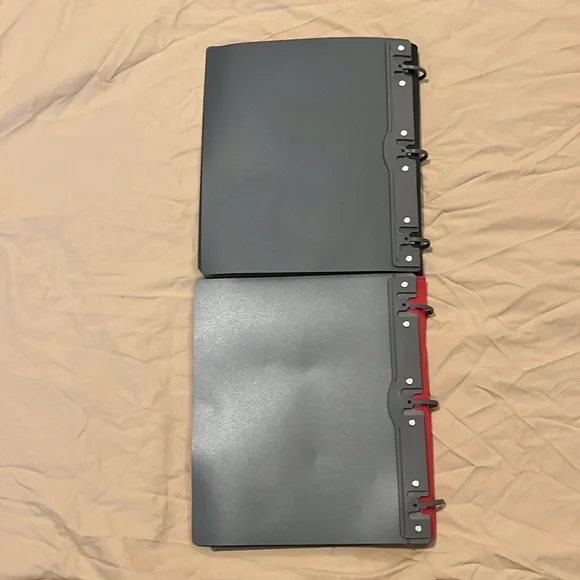 2- Five Star flex 1 inch Hybrid Notebinder