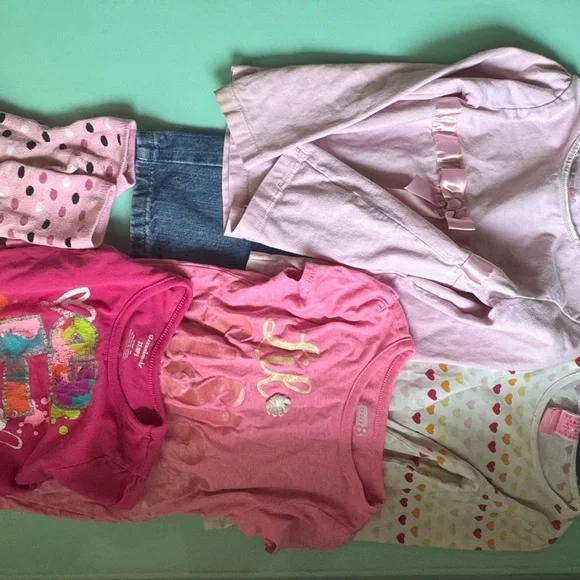 Lot Of 6 Size 3Toddler- 1 Jeans, 3 Long Sleeve , 1 Short Sleeve,‎ 1 Socks