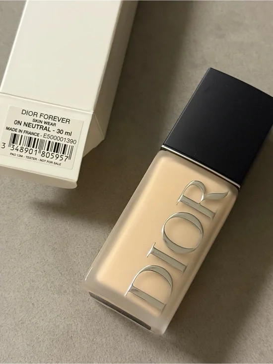 0N Dior Forever Skin Wear Matte Foundation