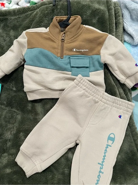 Champion Kids Tan and Teal Colorblock Jogger Set