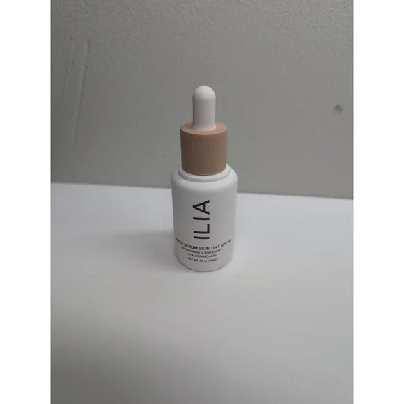 ILIA Super Serum Skin Tint SPF 40 Fragrance-Free Foundation ST6.5 1 oz / 30 mL