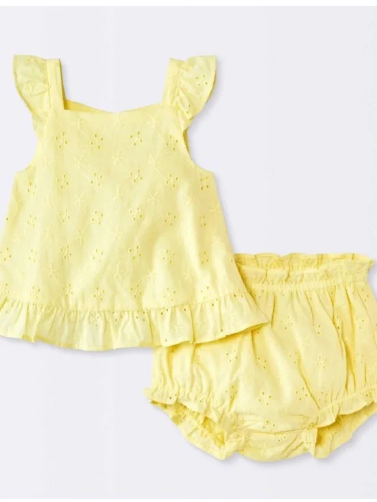 Cloud island Baby Girls Yellow Eyelet Ruffle Top & Bloomers Set 0-3 months