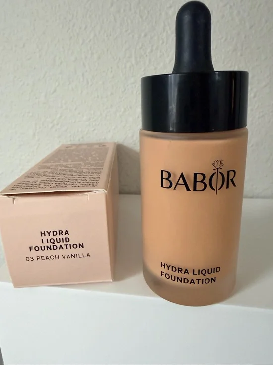 BABOR Hydro Liquid Foundation in 03 Peach Vanilla - Hydrating