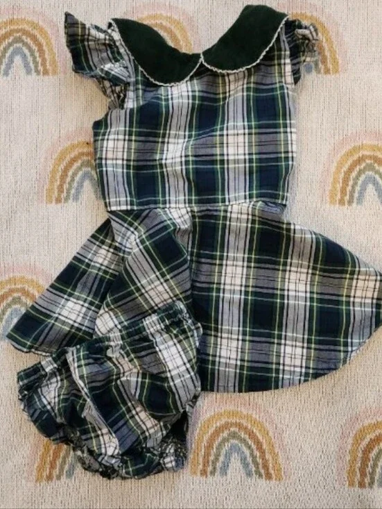 Holley & sage 2t handmade USA small shop Christmas plaid outfit set smocked