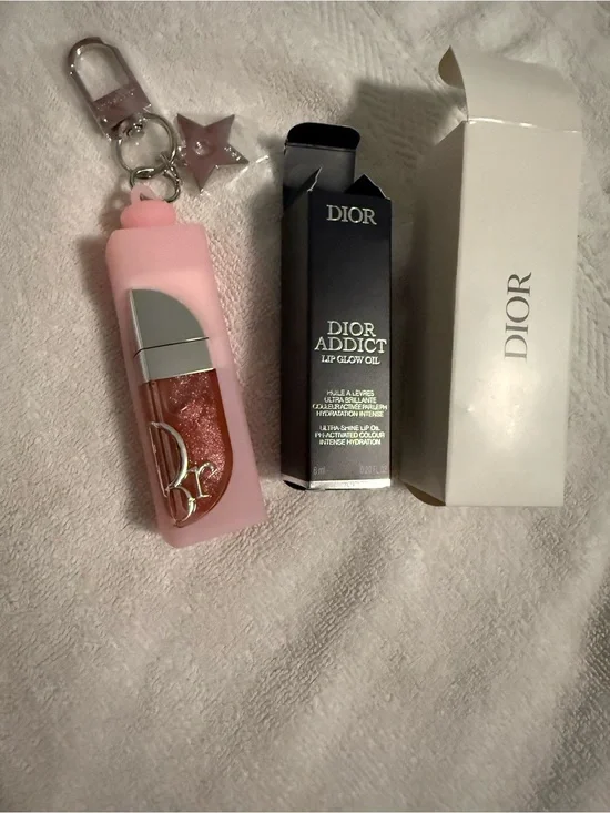 Dior Addict New Release Lip Glow Oil set with Dior addict Bagcharm holder!
