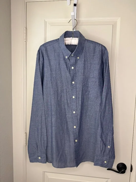 J.Crew Lightweight Chambray Shirt Blue 100% Cotton Button Down Large