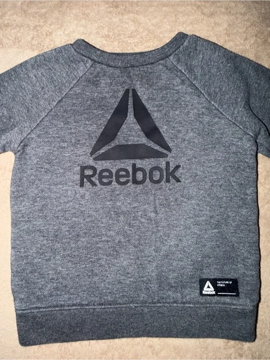 Reebok Heather Gray Crewneck Sweatshirt/Sweat Pants with Black Logo Set