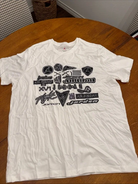 Jordan White Short Sleeve Logo Graphic Tee in Black Prints xxl