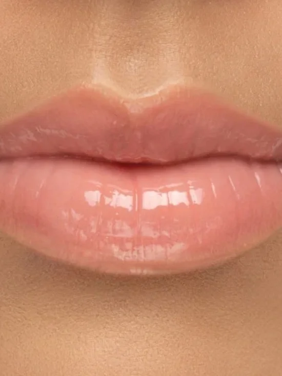 ⚡️🖤Il Makiage PDA Lip Service Lip Glaze