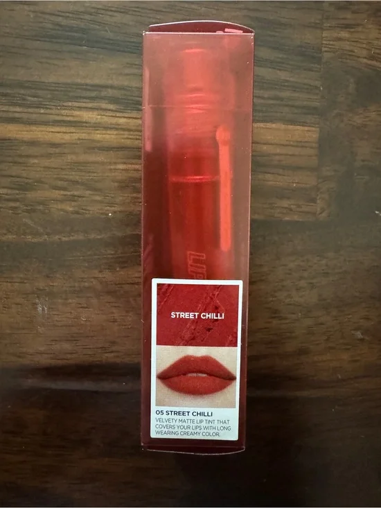 Velvety Matte Lip Tint - Street Chilli Red