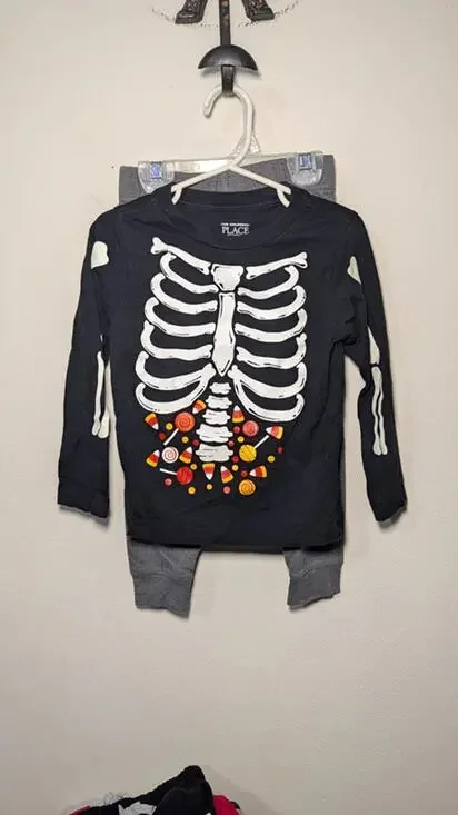 Boys Size 3T Children's Place Halloween T-shirt + Garanimals Gray Sweatpants