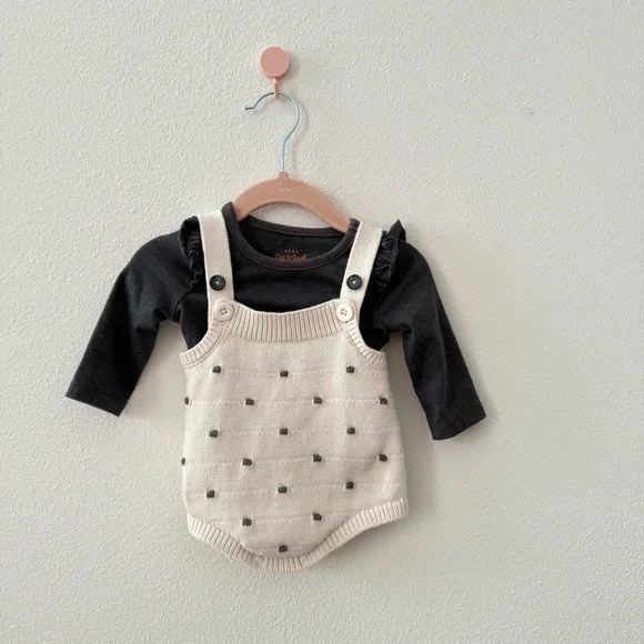 Baby Girl 0-3M Charcoal Top with Cream Knit Onesie