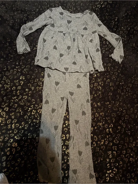 Girls' Gray Tulip-Print Long Sleeve Shirt  and Pants Set